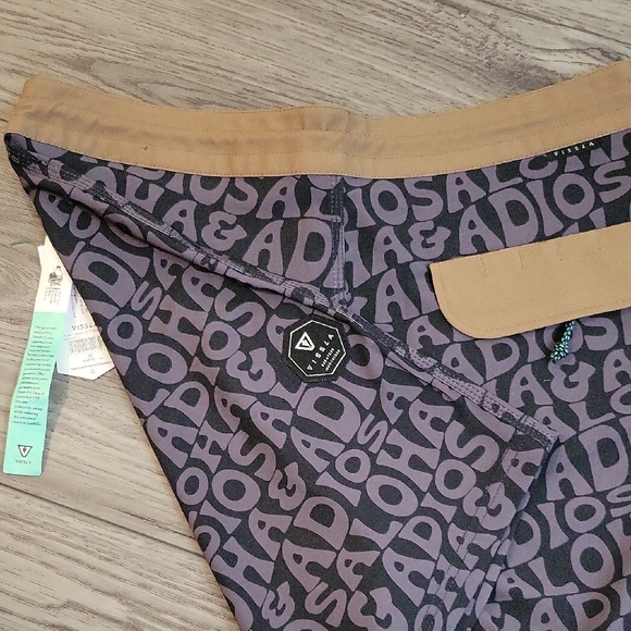 VISSLA Aloha & Adios Board Shorts - Black and Tan - Picture 5 of 6